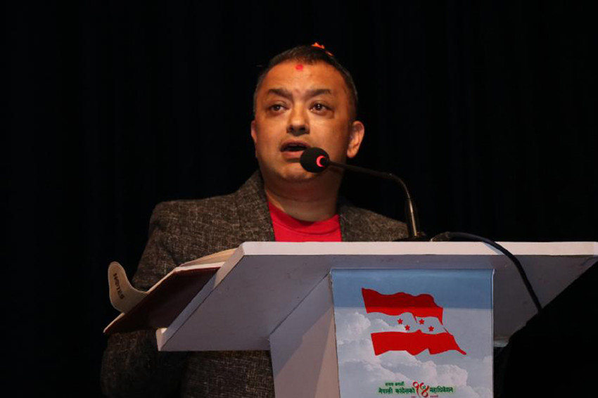 गगन भावी प्रधानमन्त्रीको  तयारीमा