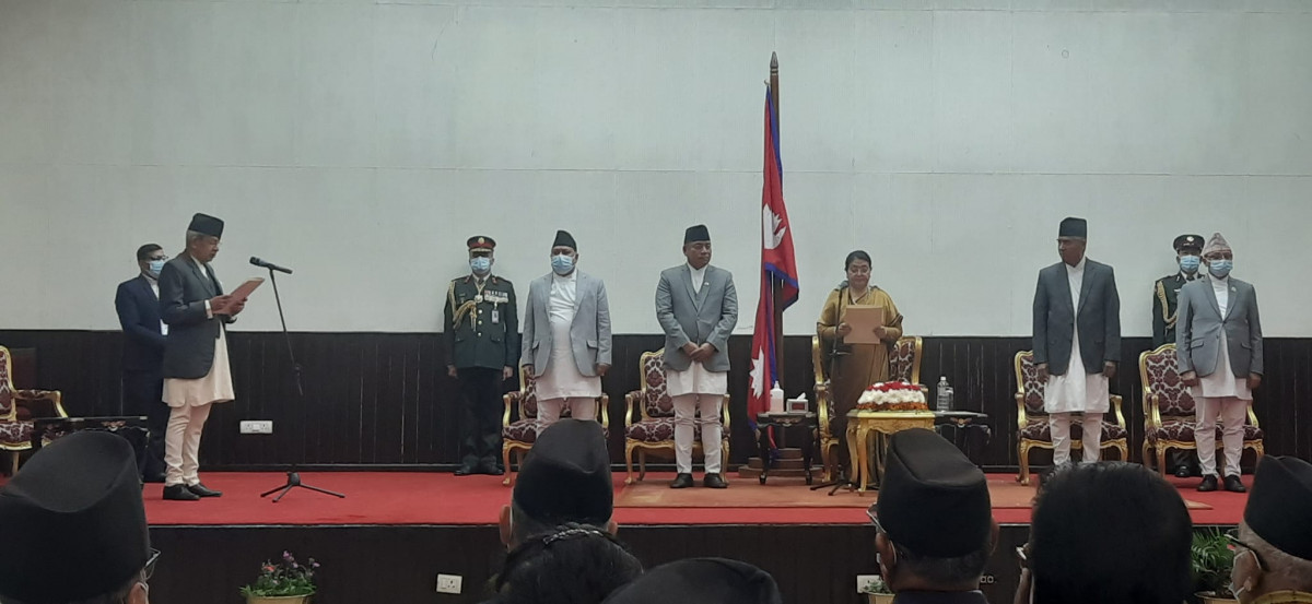 शपथ  लिए जबराले