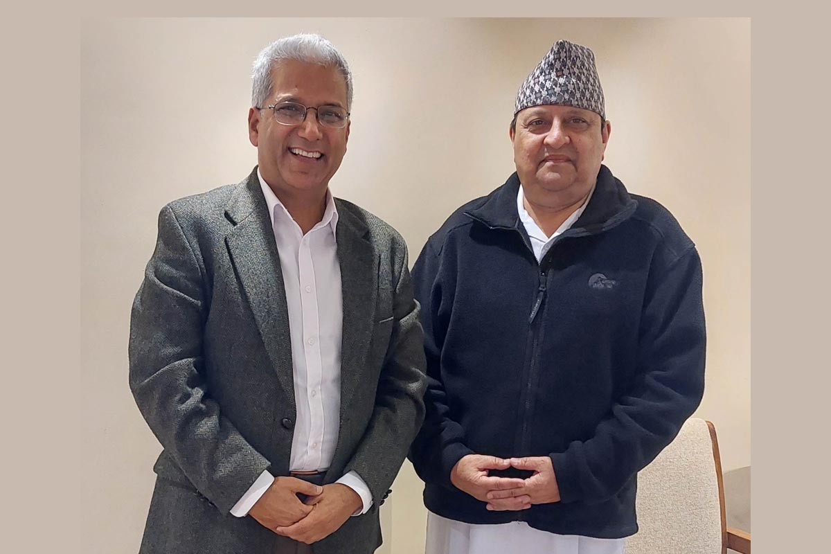 राजसंस्था अपरिहार्य :  मिश्र
