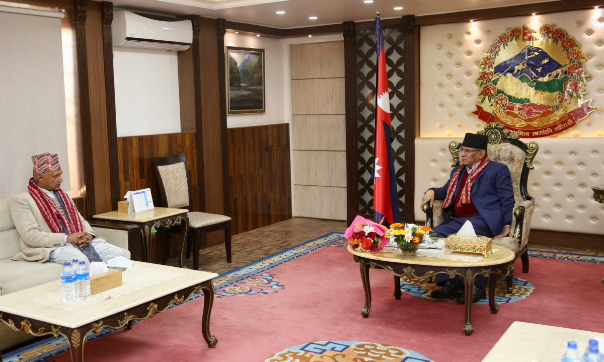 प्रधानमन्त्रीसँग गण्डकी प्रदेशका मुख्यमन्त्रीको  भेटवार्ता, प्रचण्ड गोरखा
