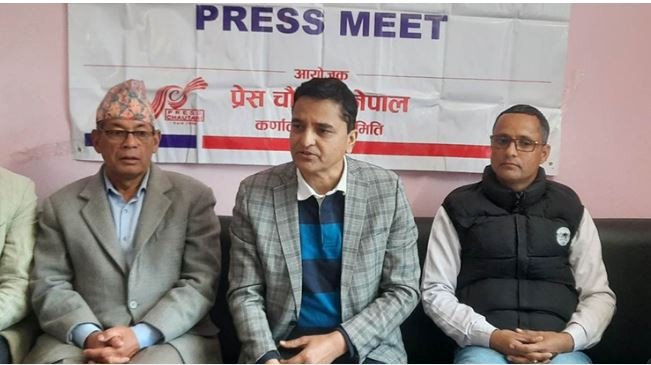 प्रचण्डले खोज्दै आएपछि एमालेले सहयोग गरेको हो : योगेश भट्टराई