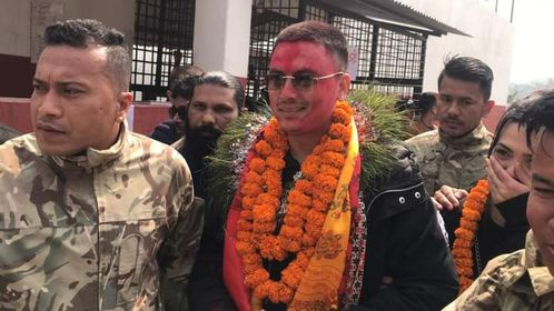 सबैलाई धन्यवाद  : पल  शाह