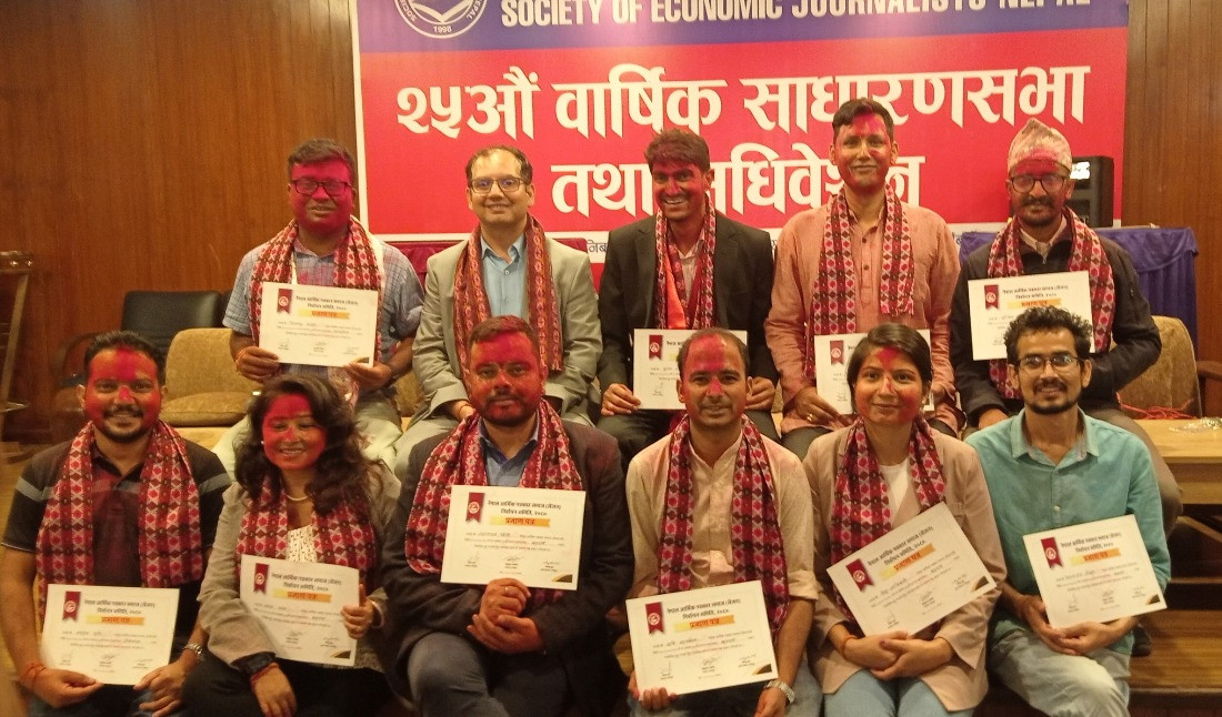 सेजनको अध्यक्षमा ओली, महासचिवमा रेग्मी
