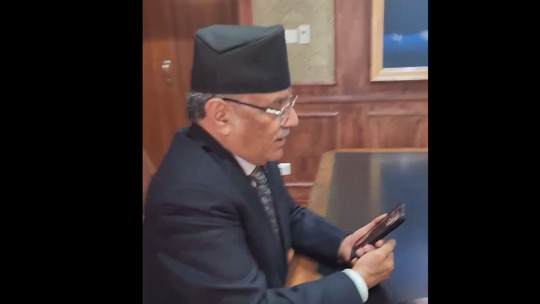 प्रधानमन्त्री ‘प्रचण्ड’ले गरे इजरायलको बंकरमा रहेका नेपाली विद्यार्थीसँग कुराकानी