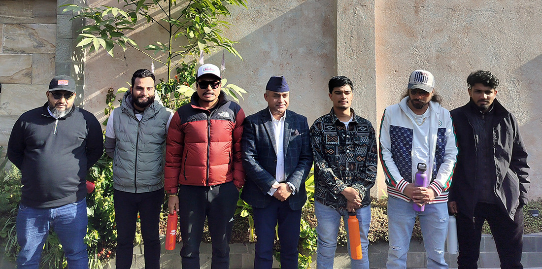 ‘अब हाँस्छ अमेरिका’ :   परदेशलाई घरदेशसँग जोड्ने कार्यक्रम