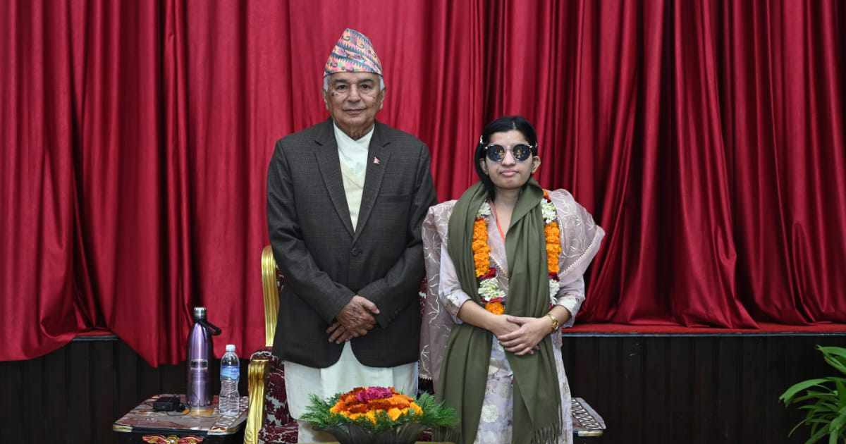ईण्डियन आइडल टप टेनमा पुगेकी मेनुकालाई राष्ट्रपतिले दिए बधाई