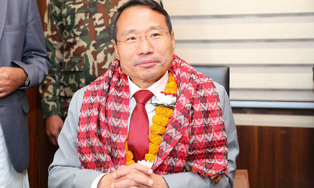 बैंकको ऋण तिर्दिन भन्नेलाई सरकारले नियन्त्रणमा लिन्छ : अर्थमन्त्री