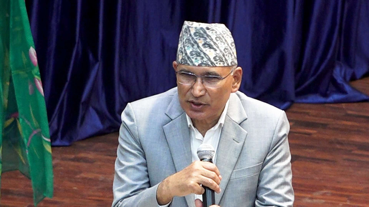 धुलो र हिलो रहित सडकको परिकल्पनालाई सार्थक तुल्याउन काम भइरहेको छः अर्थमन्त्री पौडेल