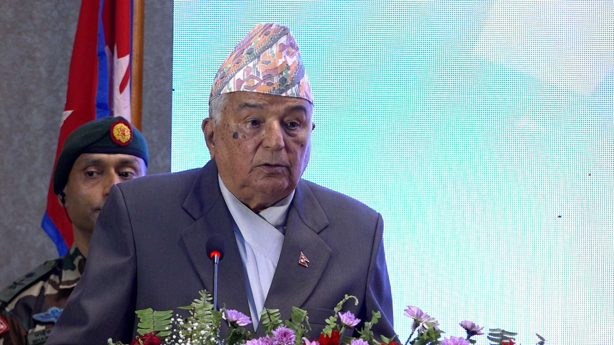 ‘युवालाई विदेश पलायनबाट रोक्न स्वदेशमै रोजगारीका कार्यक्रम तयार गर्नुपर्छ’