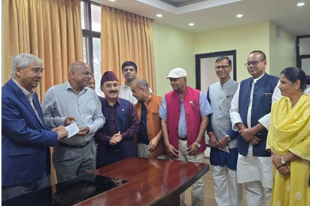 हिजो कांग्रेस प्रवेश गरेका देवेन्द्र यादव आज निष्कासन