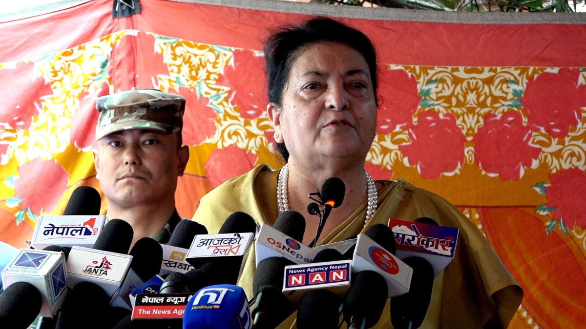 संसद निरही थलो भएर बस्नु हुँदैन् : पूर्वराष्ट्रपति भण्डारी