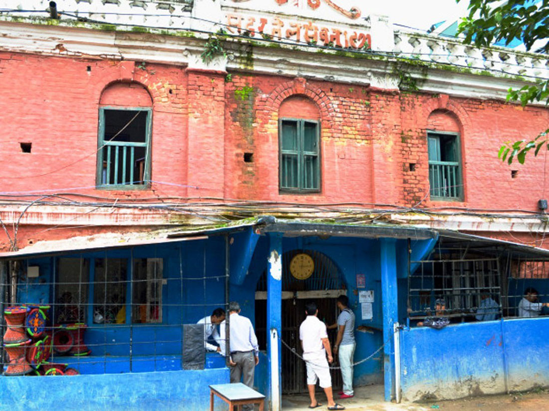 सुन्धारा कारागारबाट टोपबहादुर रायमाझी, बेचन झासहित तीन हजार कैदी भागे