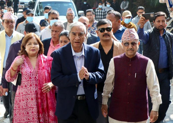 जेनजी आन्दोलनपछि पहिलो पटक सार्वजनिक भए शेरबहादुर देउवा र आरजु राणा देउवा