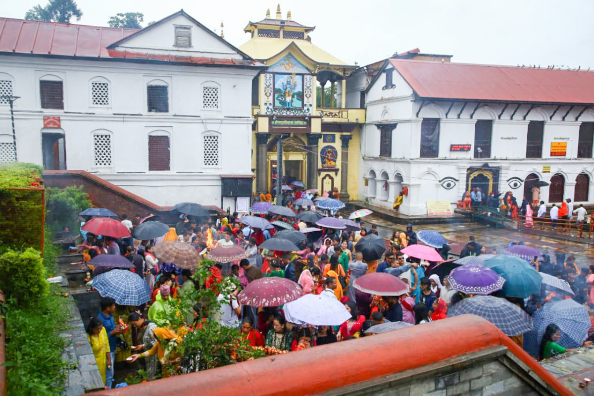 साउनको अन्तिम सोमबार शिवालयमा भक्तजनको घुइँचो, यसपटक सोमप्रदोषको संयोग